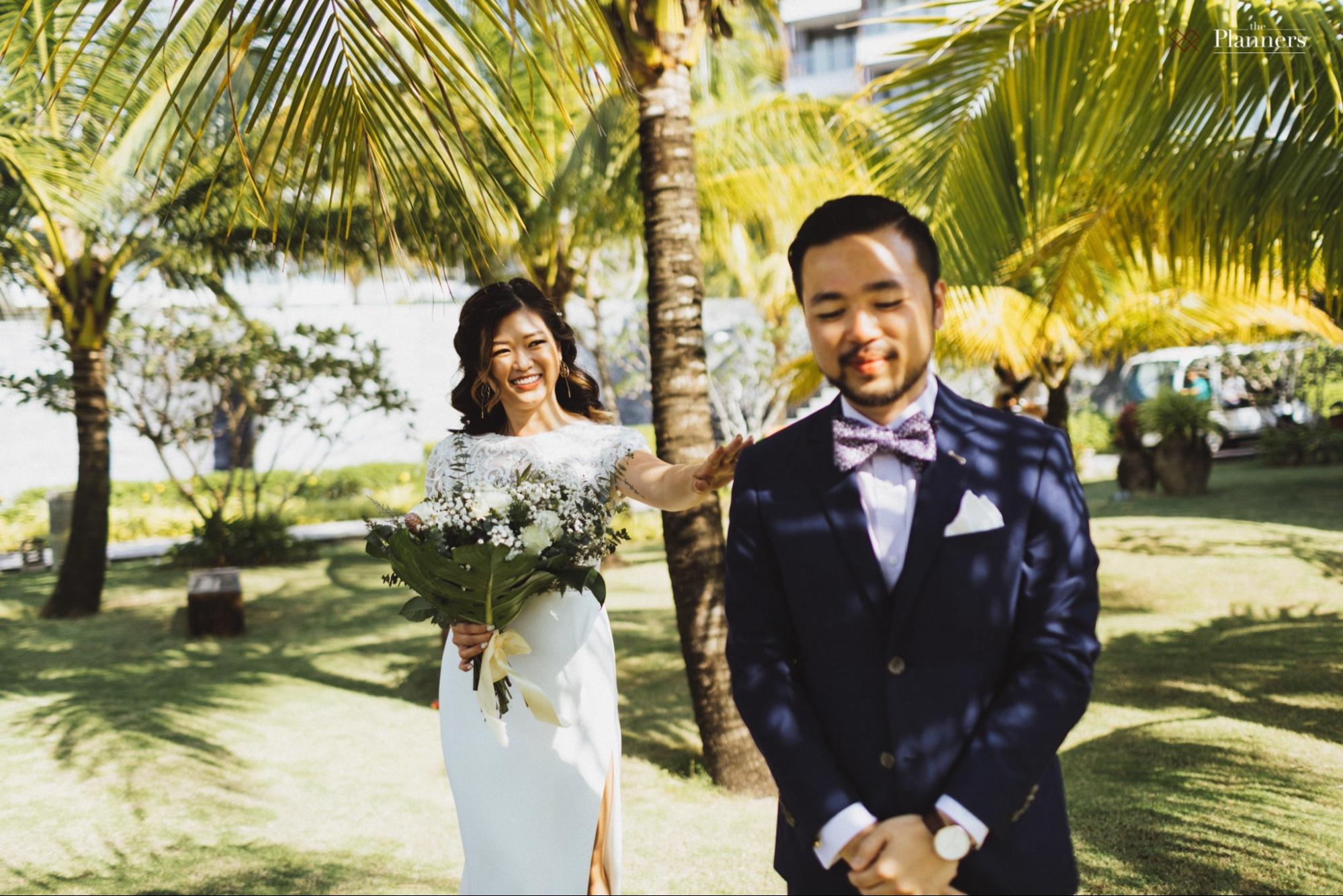 7 Best Candid Couple Poses From Real Indian Weddings You Might Want To Steal