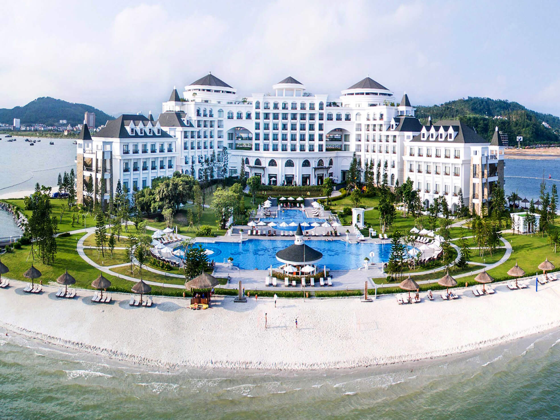 vinpearl resort spa ha long 5f6983a7d1f70 1 - The Planners