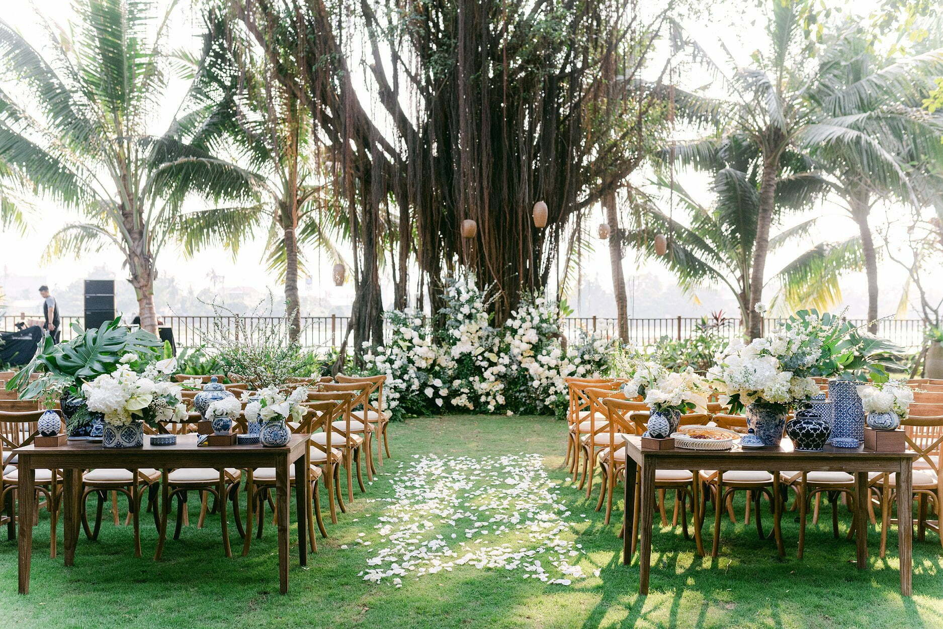 The dreamy outdoor wedding at An Lam Retreats Saigon River