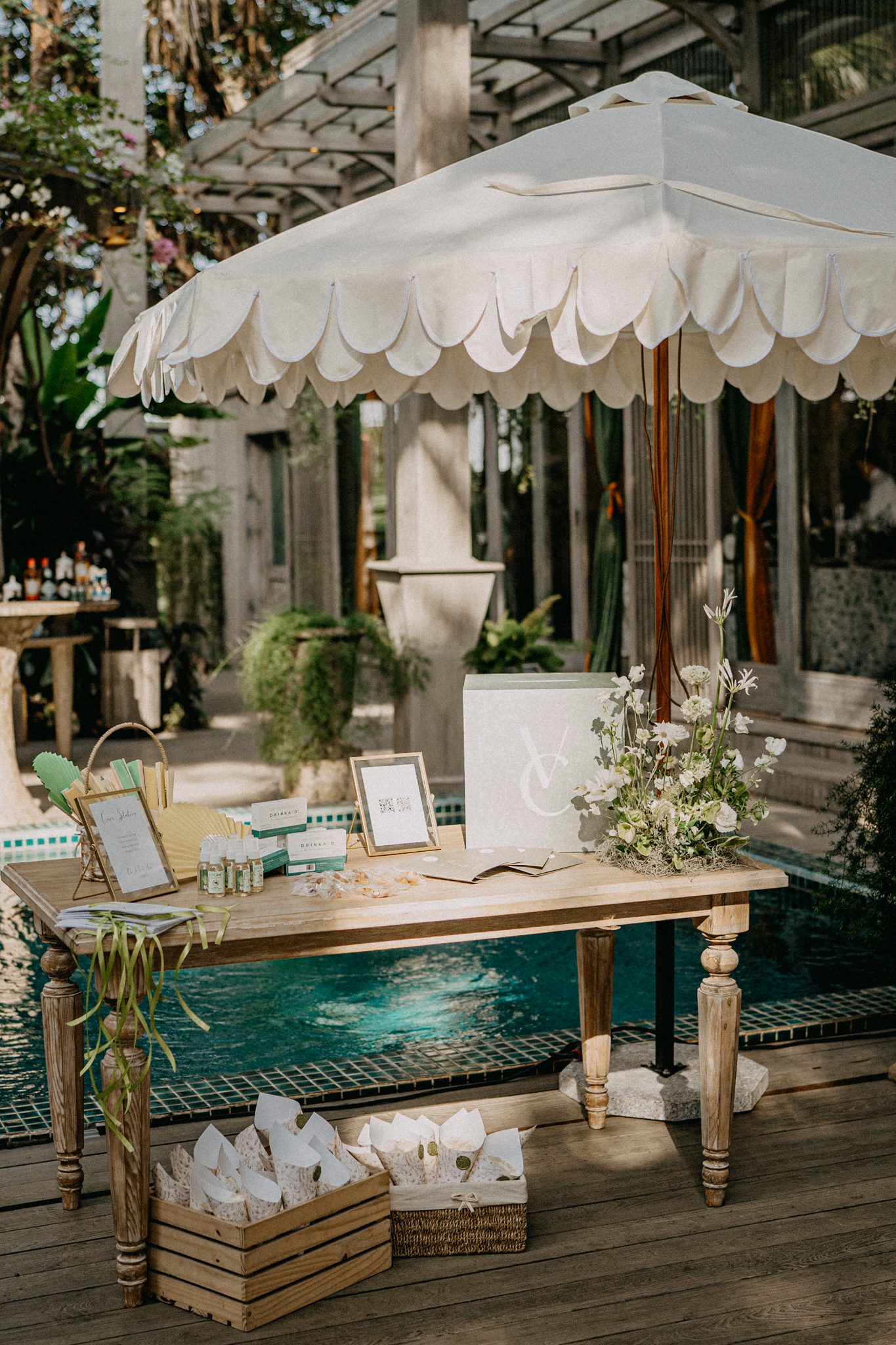 Intimate wedding at An Lam Retreat Saigon Chi VA 09327 - The Planners