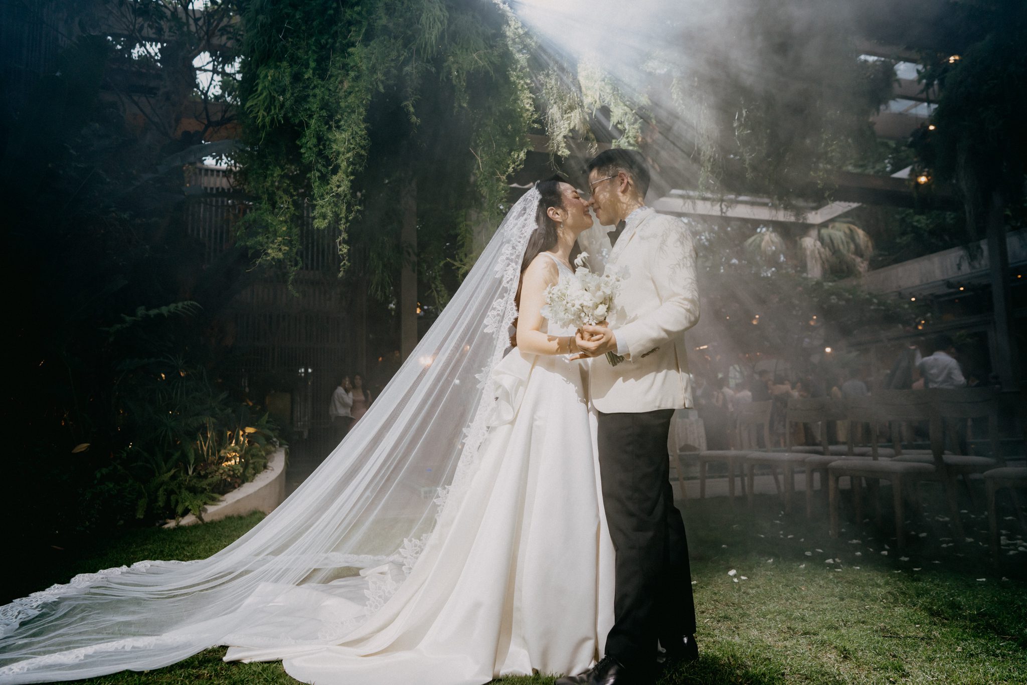 Intimate wedding at An Lam Retreat Saigon Chi VA 2584 - The Planners