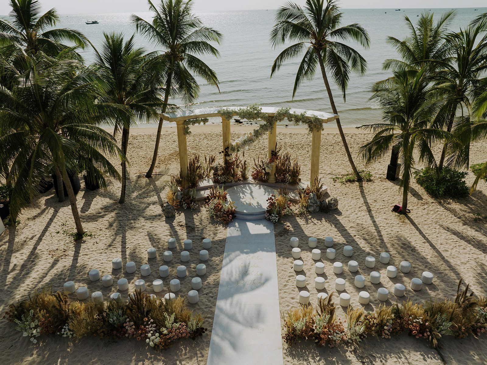 Roman-inspired destination wedding in Phu Quoc