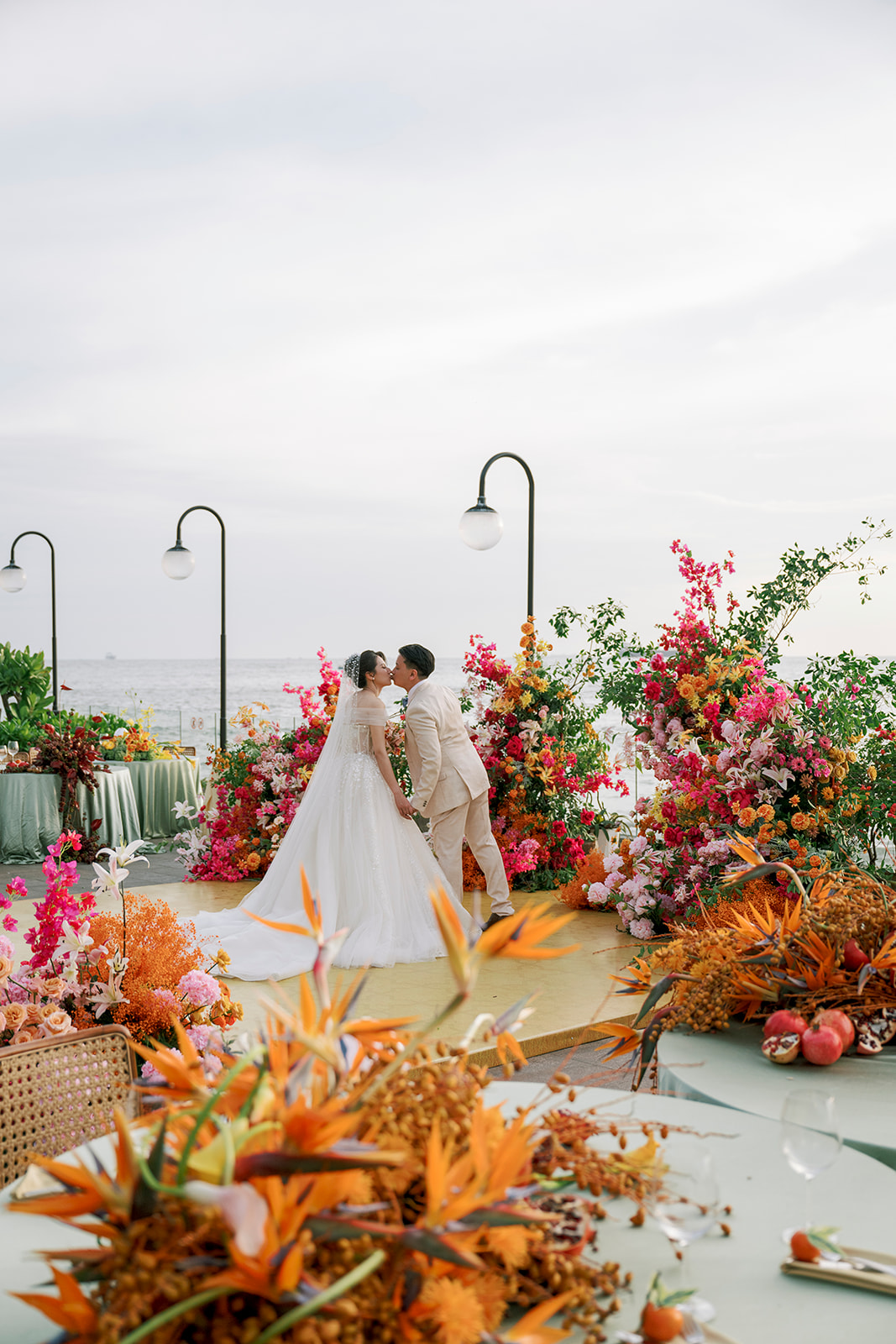 A hueful beach wedding