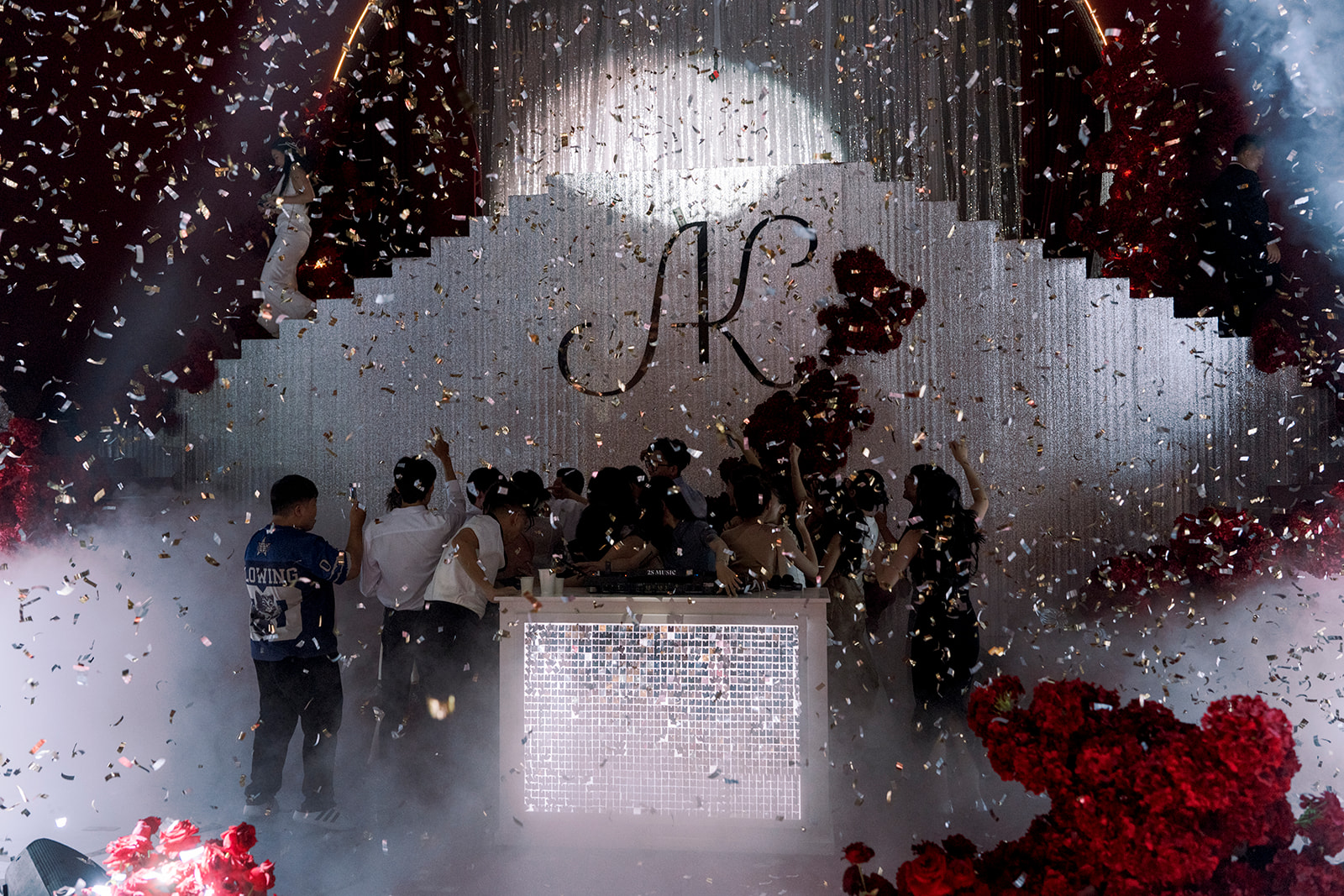 HUK09812 - The Planners