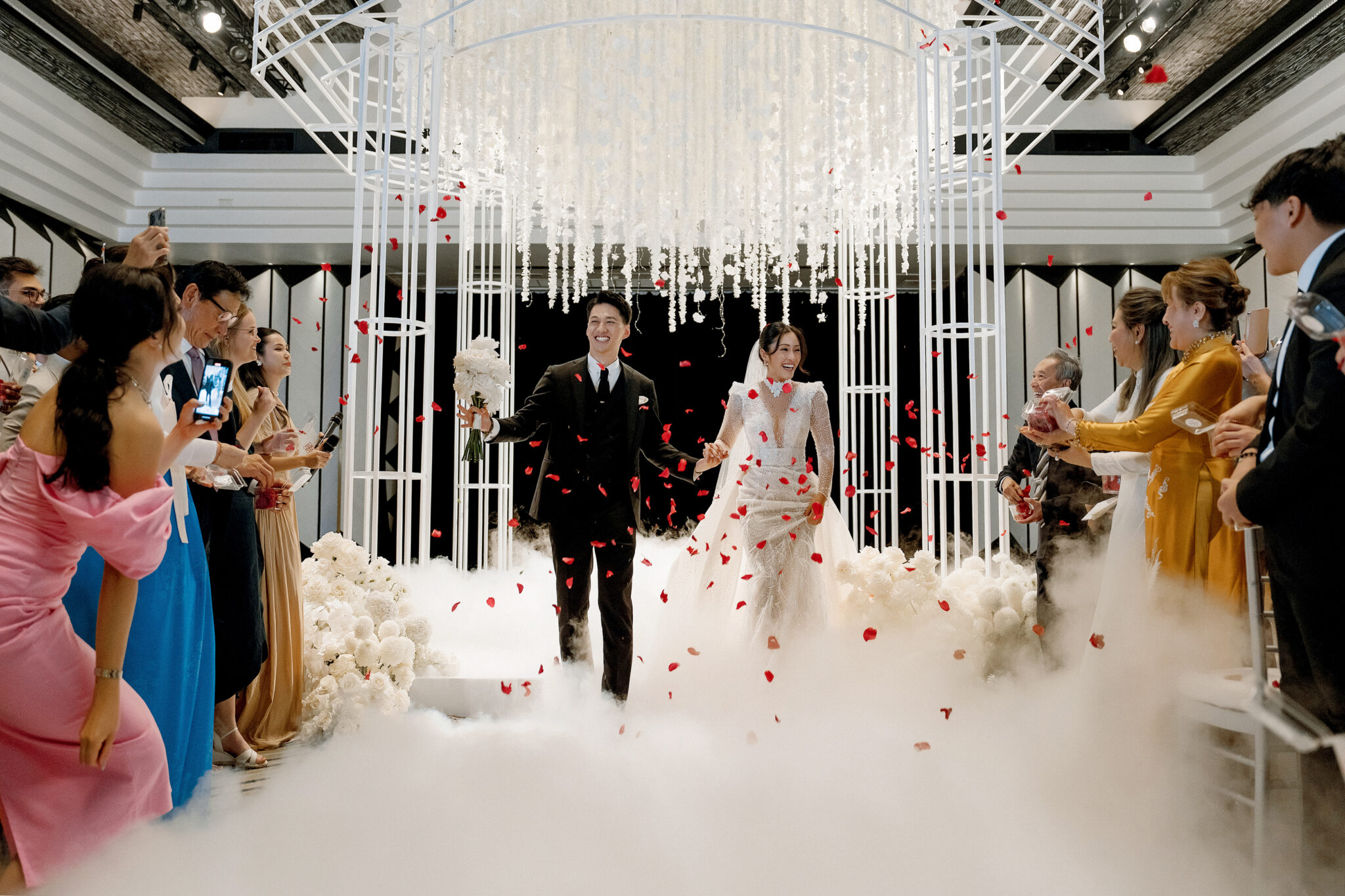 SneakpeekWeddingC S 140 - The Planners